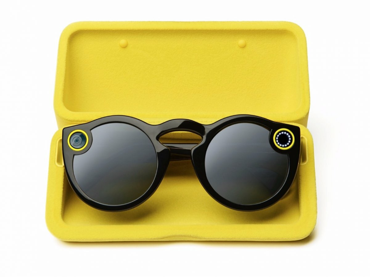 snap-hasnt-said-what-battery-life-the-glasses-will-have-but-they-will-come-with-a-charging-case