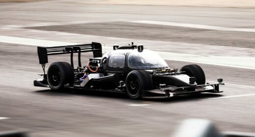 El DevBot de Roborace completa las primeras 12 vueltas sin piloto y sin accidentes